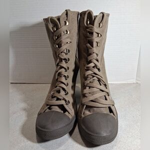 Bakers Army Green Canvas Lace Up Heeled Ankle Boots Sz. 10